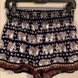 Thai elephant lounge shorts